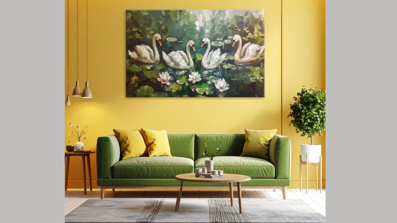 તમારા બાળકોના અભ્યાસ ટેબલ પર હંસની પ્રતિમા મૂકવાથી તેમને માત્ર તેમના અભ્યાસમાં ઉત્કૃષ્ટ થવામાં જ મદદ મળશે નહીં પરંતુ દરેક પરીક્ષામાં સફળ થવામાં પણ મદદ મળશે. અભ્યાસ ટેબલ પર હંસની પ્રતિમા બાળકોને તેમના અભ્યાસ પર ધ્યાન કેન્દ્રિત રાખે છે.