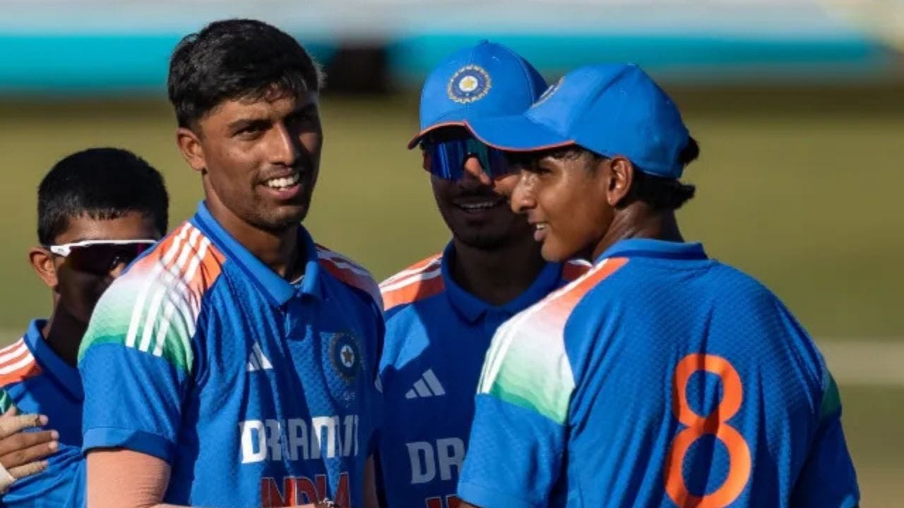 અન્ય ટીમોની વાત કરવામાં આવે તો પાકિસ્તાનની ટીમ ગ્રુપ બીમાં તળિયે છે. ગ્રુપ બીમાં સ્કોટલેન્ડ બીજા સ્થાને ઝિમ્બાબ્વે ત્રીજા સ્થાને છે.