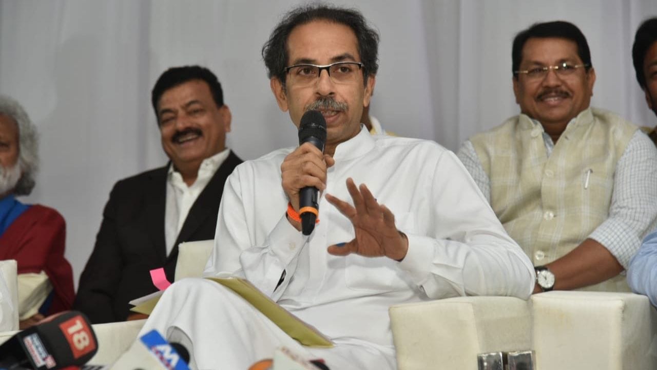 તેઓ 2020 થી મહારાષ્ટ્ર વિધાન પરિષદના સભ્ય 2019થી મહા વિકાસ આઘાડીના પ્રમુખ અને 2022 થી શિવસેના (UBT) ના પ્રમુખ છે. 