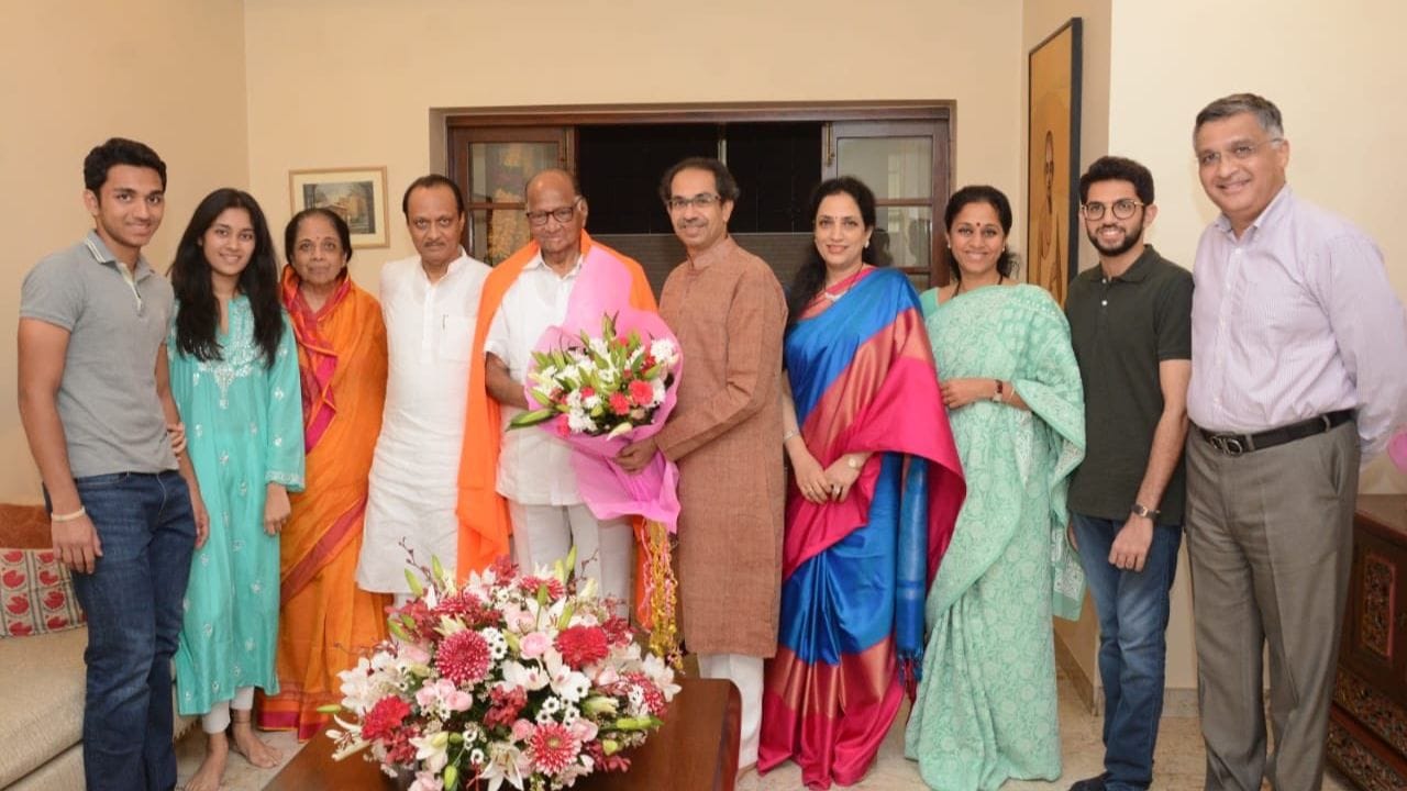  તેમણે કાન્હા, ગીર, રણથંભોર, ભરતપુર રાષ્ટ્રીય ઉદ્યાનો સહિત વન્યજીવનના ફોટોગ્રાફ્સ પણ લીધા છે. આ અનુભવોને કારણે તેમણે 1999માં તેમના પ્રથમ ફોટોગ્રાફી પ્રદર્શનનું નામ "જીવંત રહો અને જીવવા દો" રાખ્યું હતું.