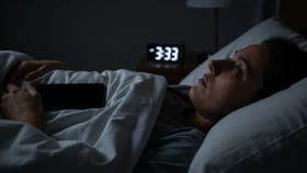 શું રાત્રે તમારી ઊંઘ વારંવાર ઉડી જાય છે ? આ એક આરોગ્યલક્ષી સંકેત છે