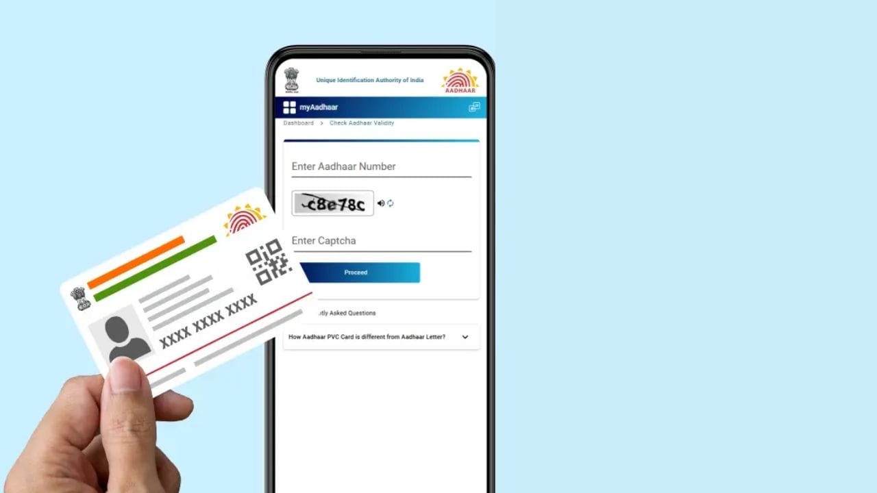 અહીં તમે બુક એન એપોઇન્ટમેન્ટ વિકલ્પ પસંદ કરો અને નજીકનું આધાર કેન્દ્ર અને સમય સ્લોટ પસંદ કરો.