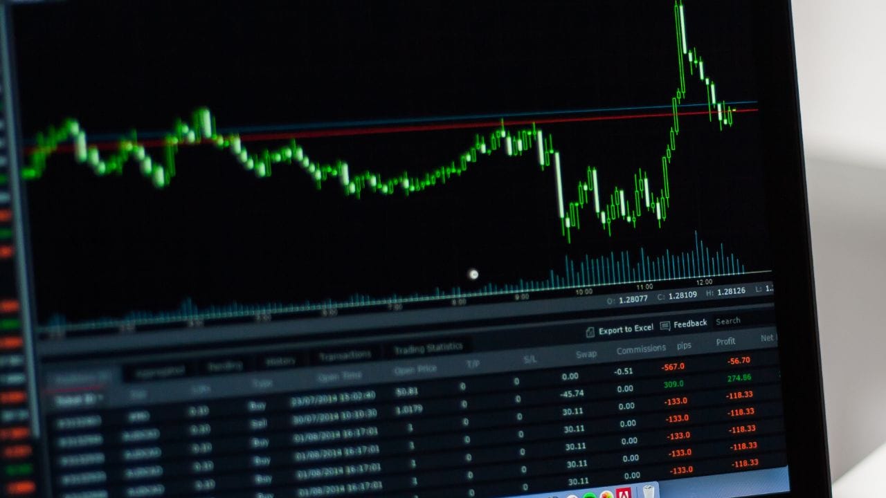 એક્સિસકેડ્સ ટેક્નોલોજીસ લિમિટેડ સતત નવીનતા અને ગુણવત્તા પર ધ્યાન કેન્દ્રિત કરીને તેના ગ્રાહકોને શ્રેષ્ઠ સેવાઓ આપવા માટે કટિબદ્ધ છે. આ નવો પ્રોજેક્ટ કંપનીના લાંબા ગાળાના વિકાસ લક્ષ્યાંકોને પ્રાપ્ત કરવામાં મદદરૂપ થશે અને તમામ હિસ્સેદારો માટે મૂલ્ય નિર્માણ કરવાનું ચાલુ રાખશે. ( નોંધ : અહીં આપવામાં આવેલી માહિતી ફક્ત આપનીં જાણકારી માટે છે. કોઈ પણ રોકાણ કરતા પહેલા નિષ્ણાંતોની સલાહ લેવી જરૂરી છે.) (Credits: - Canva)