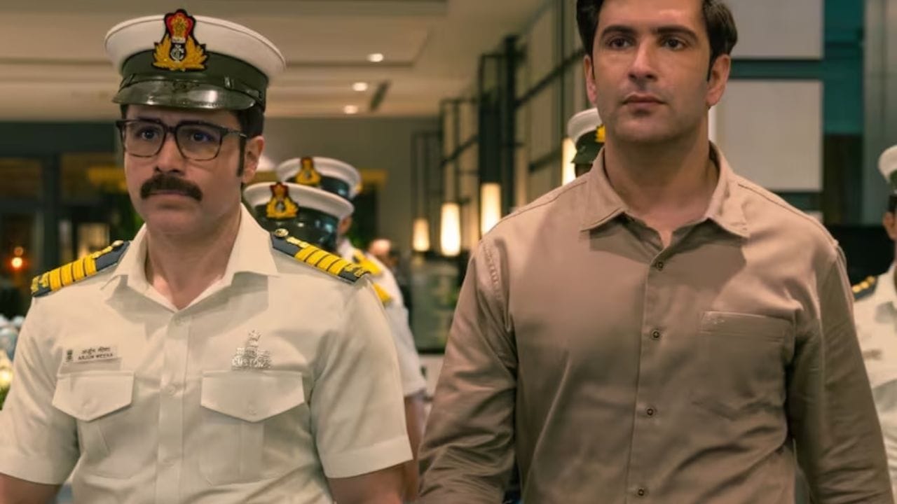 વ્યુઅરશિપના કિસ્સામાં પણ તસ્કરીએ એક એવો મુકામ હાસિલ કર્યો છે જે દરેકના બસની વાત નથી. ફક્ત 12 દિવસમાં આ શો એ વ્યુઅપશિપા તમામ રેકોર્ડ્સ તોડી નાખ્યા છે. રિલીઝ થયાના પહેલા બે સપ્તાહમાં જ આ શ્રેલી 50.6 મિલિયન કલાકથી વધુ જોવામાં આવી છે. ઈમરામ હાશ્મી અને નીરજ પાંડે અભિનીત આ શ્રેણી દર્શકોના દિલો પર રાજ કરી રહી છે. (Photo Courtesy: IMDb)