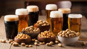 શું તમે ક્યારેય બિયરમાં મગફળી નાખી છે? મગફળીના તરવા પાછળનુ શુ છે રહસ્ય