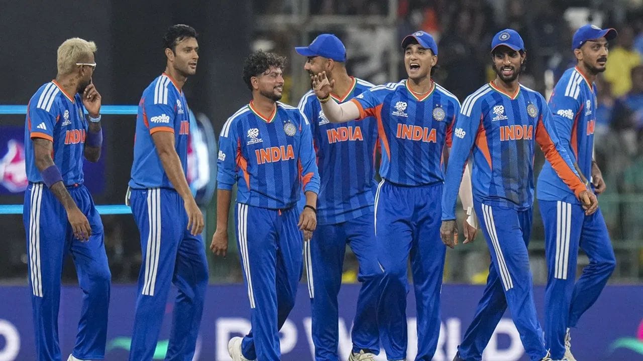 રન ચેઝમાં ભારતીય ઇનિંગની પહેલી 36 બોલ જ નિર્ણાયક સાબિત થઈ. સૂર્યાએ સ્વીકાર્યું કે 180થી વધુ રનનો પીછો કરતી વખતે પાવરપ્લેમાં જ મેચનું ભાવિ નક્કી થઈ જાય છે. ભારતે માત્ર 6 ઓવરમાં જ પોતાના 3 મુખ્ય મોહરા ગુમાવી દીધા હતા. કેપ્ટને ખૂબ જ ધારદાર શબ્દોમાં કહ્યું કે, "તમે પાવરપ્લેમાં મેચ જીતી નથી શકતા, પણ પાવરપ્લેમાં તમે મેચ ચોક્કસપણે હારી શકો છો," અને ભારતે બરાબર એ જ કર્યું