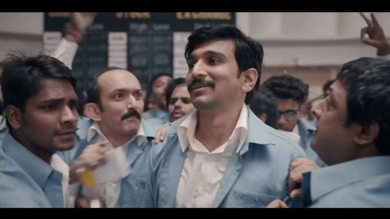 “દેખો મૈં સિગરેટ નહીં પિતા પર જેબ મેં લાઇટર જરૂર રખતા હૂં… ધમાકા કરને કે લિયે”