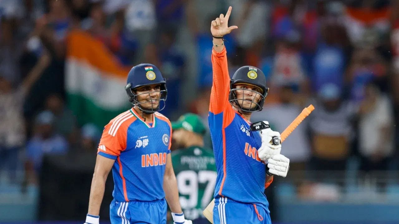 ગુરુવાર, 12 ફેબ્રુઆરીના રોજ, ટીમ ઈન્ડિયા વર્લ્ડ કપમાં પોતાની બીજી ગ્રુપ સ્ટેજ મેચ રમશે. આ મેચમાં ટીમ ઈન્ડિયા નામિબિયા સામે ટકરાશે. ભારતીય ટીમે પોતાની પહેલી મેચ યુએસએ સામે રમી હતી, જેમાં ટીમ ઈન્ડિયાએ જીત મેળવી હતી. 