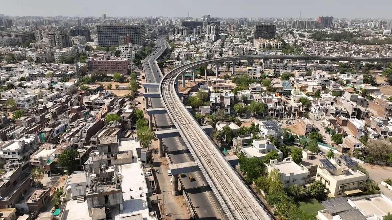Breaking News : અમદાવાદનુ 17018 કરોડનું ડ્રાફ્ટ બજેટ રજૂ, નવા બનશે ઓવરબ્રિજ- અન્ડરબ્રિજ, રેલવે ફાટક પણ દૂર કરાશે, જાણો ક્યાં કયાં વિસ્તારોમાં શું થશે