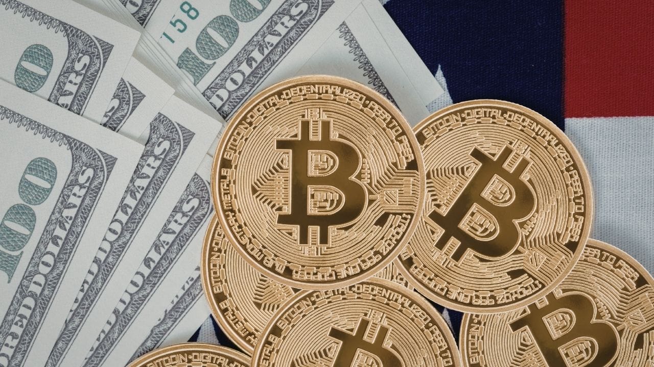 આ ભૂલ પછી કેટલાક લોકોએ તુરંત બિટકોઇન વેચી નાખ્યા, આ બિટકોઇનની કિમતોમાં અચાનક ધરખમ ઘટાડો થયો, બિથમને કહ્યું છે કે તેઓ ગ્રાહકોને નુકસાનનું ભરપાઈ કરશે. વધુમાં તેઓ 10 ટકા વધારાના પણ આપશે. એક્સચેન્જને આ પણ છે કે સોમવાર પહેલા રાત્રે એક સપ્તાહ માટે બધા લિસ્ટેડ એસેટ પર ટ્રેડિંગ ફીસ માફ કરી દીધા છે,