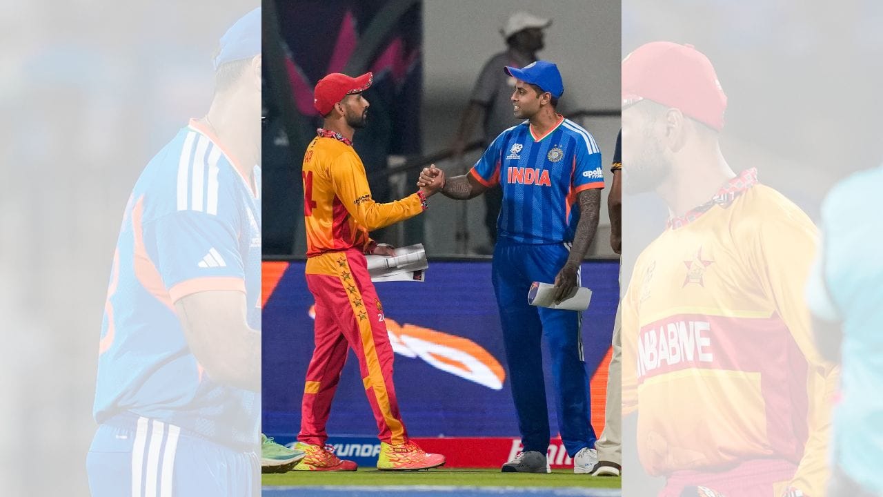 આંતરરાષ્ટ્રીય ક્રિકેટમાં એકવાર ટીમ શીટ સબમિટ થઈ જાય પછી પ્લેઇંગ ઇલેવનમાં ફેરફાર કરવો લગભગ અશક્ય હોય છે. ફક્ત ઇજા જેવી ખાસ પરિસ્થિતિમાં જ મેચ અધિકારીઓની મંજૂરીથી બદલાવ થઈ શકે છે. એટલે ટોસ પહેલાં ટીમ પસંદગી ખૂબ વિચારપૂર્વક કરવામાં આવે છે. ( Credits: PTI )