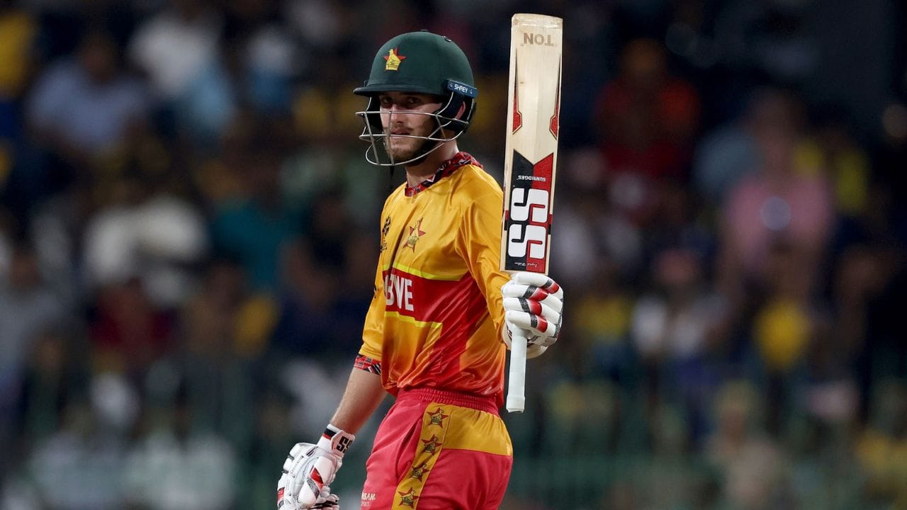 હવે ભારતીય ટીમ સામે સૌથી મોટો ખતરો ઝિમ્બાબ્વે અને તેનો ઓપનિંગ બેટ્સમેન છે. ઝિમ્બાબ્વે ઓપનર બ્રાયન બેનેટે આ ટૂર્નામેન્ટમાં ત્રણ ઇનિંગ્સમાં 175 રન બનાવ્યા છે અને હજુ સુધી એક પણ વાર આઉટ થયો નથી. 