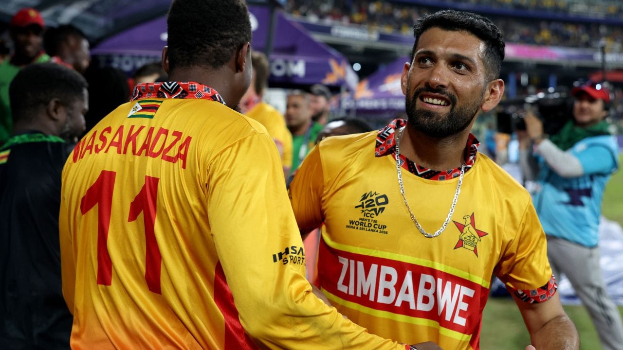 તેણે 39 વર્ષ 301 દિવસની ઉંમરે આ સિદ્ધિ હાંસલ કરી છે. આ યાદીમાં તેણે રોહિત શર્માને પાછળ છોડી દીધો છે, જેણે ચેમ્પિયન્સ ટ્રોફી 2025માં 37 વર્ષ 331 દિવસની ઉંમરે આ પરાક્રમ કર્યું હતું. આ ઉપરાંત, સિકંદર રઝા ટી20 વર્લ્ડ કપમાં કેપ્ટન તરીકે POTM એવોર્ડ જીતનાર સૌથી મોટી ઉંમરનો ખેલાડી બની ગયો છે.