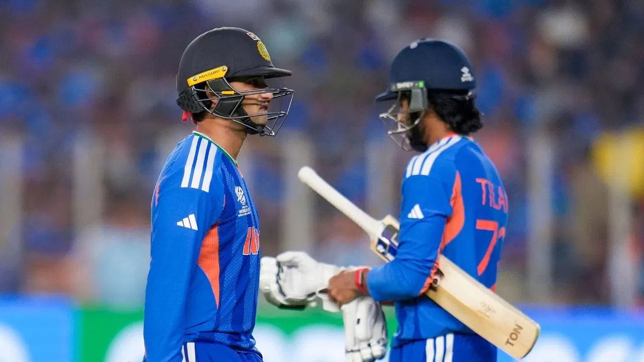 બીજી તરફ, ટીમ ઈન્ડિયાએ 2026 ના T20 વર્લ્ડ કપમાં એક અનિચ્છનીય રેકોર્ડ બનાવ્યો છે. અત્યાર સુધી ટુર્નામેન્ટમાં ભારત અને ઇટાલી બંનેના કુલ આઠ-આઠ ડક આઉટ થયા છે, જે બધી 20 ટીમોમાં સૌથી વધુ છે. આનું સૌથી મોટું કારણ ભારતીય ઓપનર અભિષેક શર્માનું સતત ખરાબ ફોર્મ છે. 