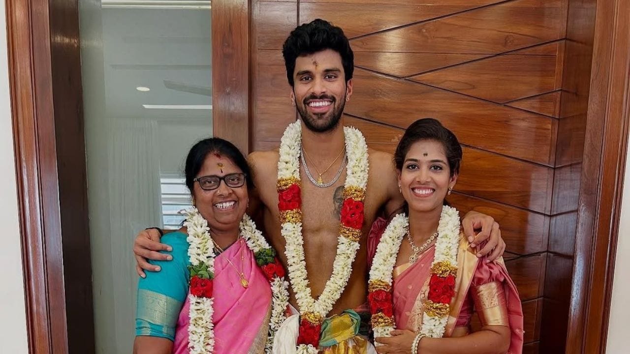 ક્રિકેટર વોશિંગ્ટન સુંદર અને અભિનેત્રી સાહિબા બાલીના ડેટિંગની અફવાઓ ચર્ચામાં રહે  છે.