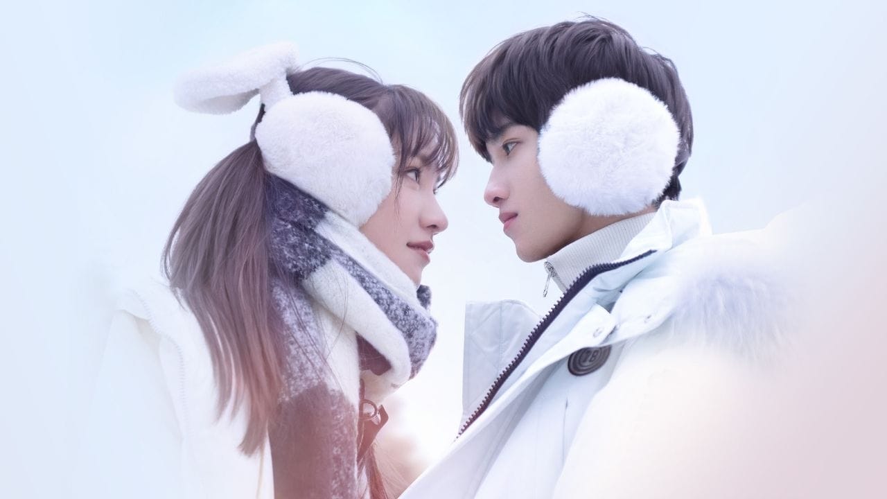 Hello My Girl : આ એક યુવાન પ્રેમ કથા છે જ્યાં શાંઘાઇથી આવેલા યુવાન Yang Yishan નવા શહેરમાં જગ્યા બનાવવાનો પ્રયાસ કરે છે. ત્યાં તેની મુલાકાત Zhao Duoduo સાથે થાય છે સમય પસાર કરતાં તેમનો સંબંધ મિત્રત્વથી પ્રેમ તરફ બદલાય છે. આ સ્ટોરીમાં મિત્રતા, કુટુંબ-બંધન અને જીવન-અનુભવો ખાસ સ્થાન પામે છે. આમાં Season 1 અને કુલ Episodes 24 છે,