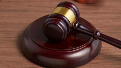 સામાન્ય રીતે જોવામાં આવે તો પત્નીઓ તેના પતિની પજવણીને કારણે માટે કાનુનની મદદ લેતી હોય છે. અને પતિઓ વિરુદ્ધ ફરિયાદો દાખલ કરવી સામાન્ય છે. કોર્ટ ઘણીવાર તેમની વાત સાંભળે છે અને તેમના ચુકાદા આપે છે. સ્ત્રીઓને કાનૂની અધિકારો આપવામાં આવ્યા છે, જેનો તેઓ ઉપયોગ કરે છે અને ન્યાય મેળવે છે. 