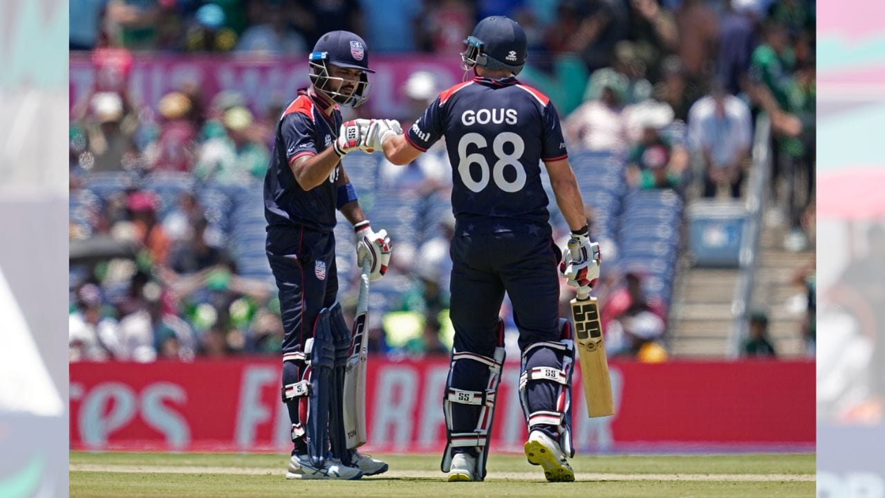 2019 દરમિયાન મોનાંક પટેલને યુએસએ ક્રિકેટની ટ્રેનિંગ સ્ક્વોડમાં સ્થાન મળ્યું અને બાદમાં તેઓ 12 મહિનાના સેન્ટ્રલ કોન્ટ્રાક્ટ પર સાઇન કરનાર ખેલાડીઓમાં સામેલ થયા. નવેમ્બર 2019માં યોજાયેલા 2019-20 રિજનલ સુપર50 ટુર્નામેન્ટમાં તેઓ યુએસએ માટે સૌથી વધુ રન બનાવનાર ખેલાડી રહ્યા. 2021માં માઇનોર લીગ ક્રિકેટ માટે તેમની પસંદગી થઈ અને ઓમાન ત્રિ-રાષ્ટ્રીય શ્રેણીમાં તેમણે ODI ક્રિકેટની પ્રથમ સદી ફટકારી. ( Credits: instagram )