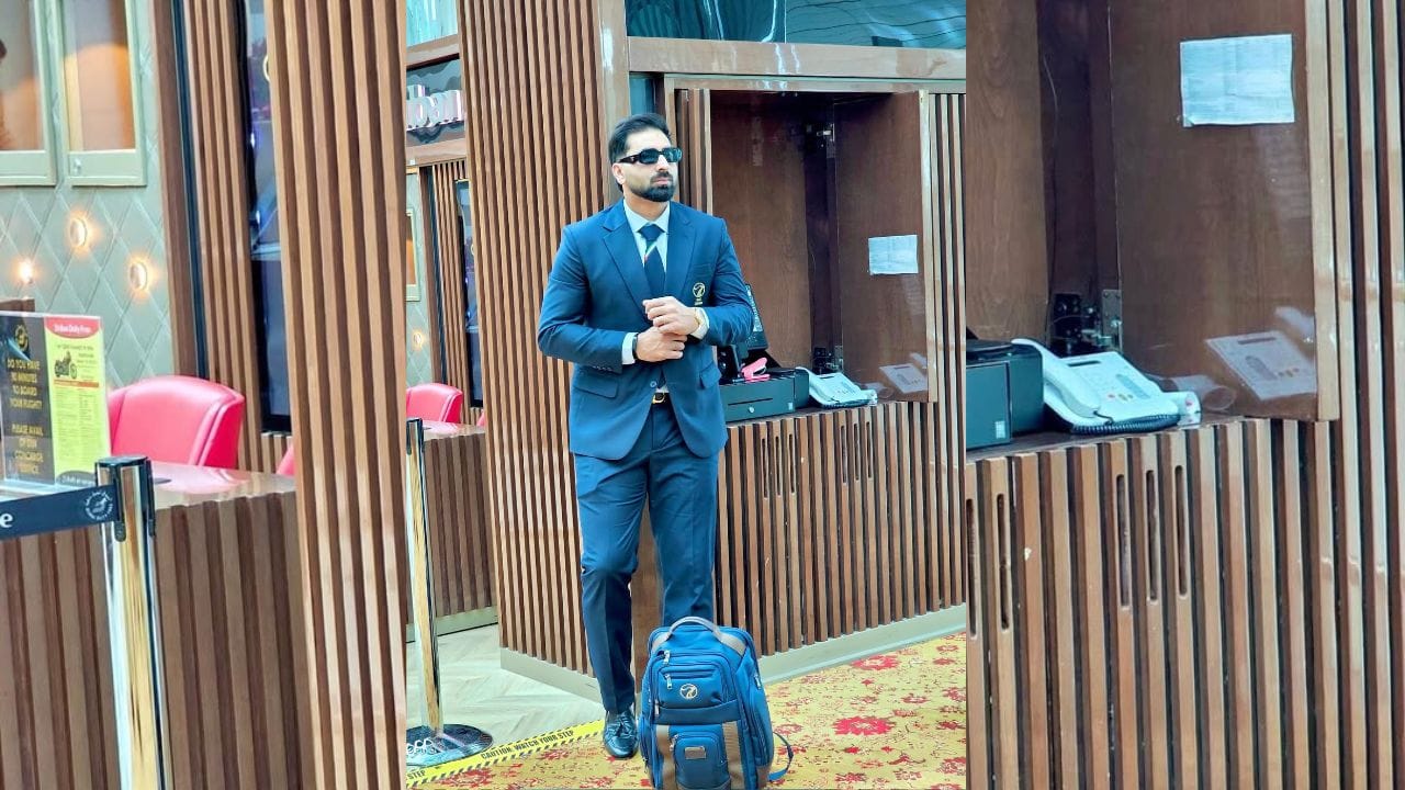 માર્ચ 2023ની સંયુક્ત આરબ અમીરાતની છેલ્લી મેચ માટે સીપી રિઝવાનના સ્થાને વસીમને યુએઈનો કેપ્ટન બનાવવામાં આવ્યો હતો. તેની પ્રથમ સંપૂર્ણ સીરિઝ નેપાળ ત્રિ-રાષ્ટ્ર શ્રેણી હતી જે 2019-2023 આઈસીસી ક્રિકેટ વર્લ્ડ કપ લીગ 2ની યુએઈની છેલ્લી સીરિઝ હતી.