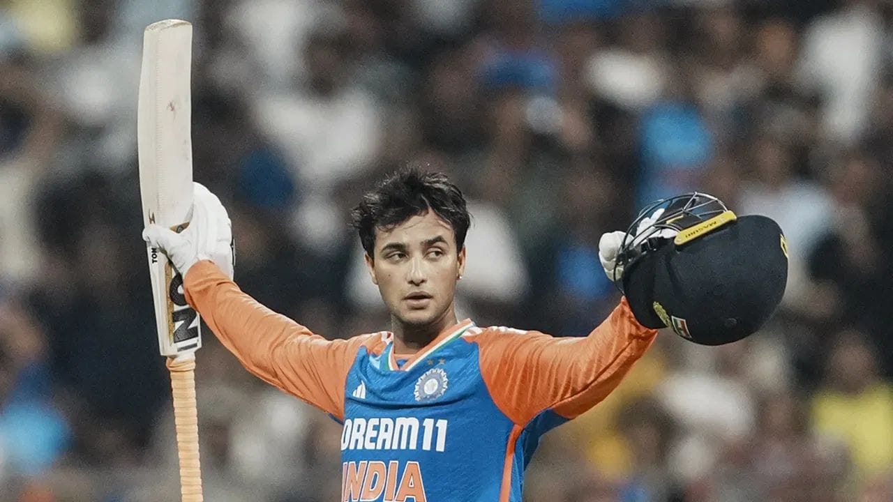 મોર્કલના આ નિવેદનથી સ્પષ્ટ થઈ ગયું છે કે, અભિષેકને આ વર્લ્ડ કપમાં આગળ પણ તક મળતી રહેશે. ભલે આ વર્લ્ડ કપમાં અત્યાર સુધી અભિષેક શર્માનું બેટ ચાલ્યું ન હોય પરંતુ ટીમ ઇન્ડિયાનું પ્રદર્શન અત્યાર સુધી શાનદાર રહ્યું છે. 