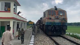 રેલવે સ્ટેશન પર દરરોજ ટિકિટ ખરીદે છે લોકો, પરંતુ ટ્રેનમાં નથી બેસતા