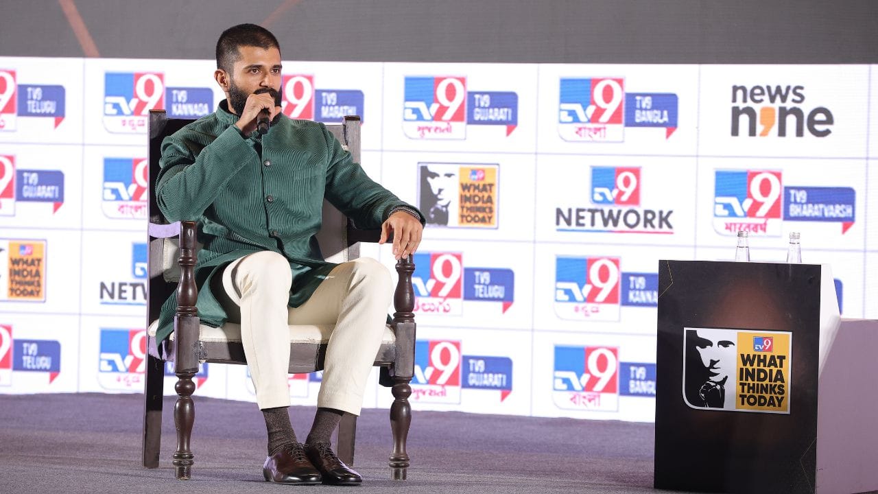 રશ્મિકા મંદાના 29 વર્ષની છે અને વિજય દેવરાકોંડા 36 વર્ષનો છે.