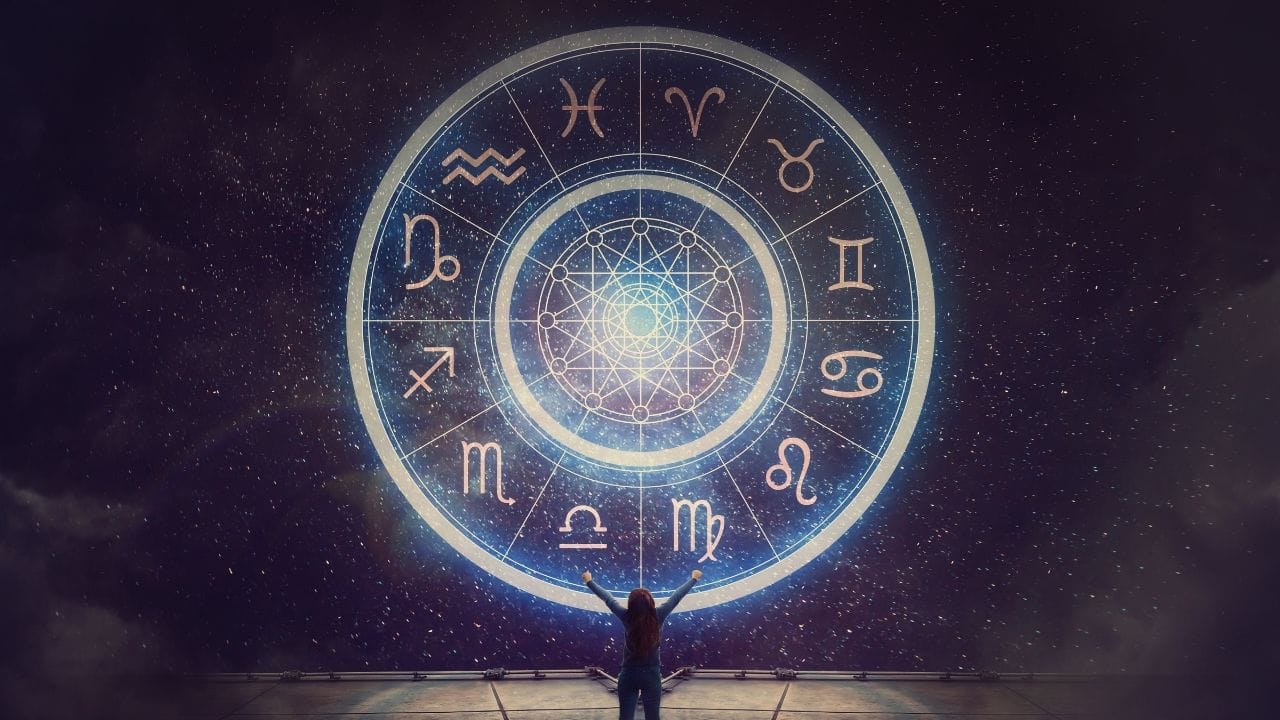 જ્યોતિષશાસ્ત્રમાં શનિનું ગોચર વિશેષ મહત્વ ધરાવે છે. શનિ હાલમાં ઉત્તરા ભાદ્રપદ નક્ષત્રમાં છે, પરંતુ રેવતી નક્ષત્રમાં પ્રવેશ પછી તેના પરિણામો વધુ ગંભીર અને લાંબા ગાળાના માનવામાં આવે છે. રેવતી 27 નક્ષત્રોમાં છેલ્લું નક્ષત્ર છે અને મીન રાશિમાં સ્થિત છે. આ નક્ષત્રનો સ્વામી બુધ હોવાથી, વિચારશક્તિ, આયોજન અને સંવાદ પર શનિનો પ્રભાવ જોવા મળી શકે છે. આ સમયગાળા દરમિયાન કોઈપણ મહત્વપૂર્ણ નિર્ણય ખૂબ વિચારીને લેવું જરૂરી છે.