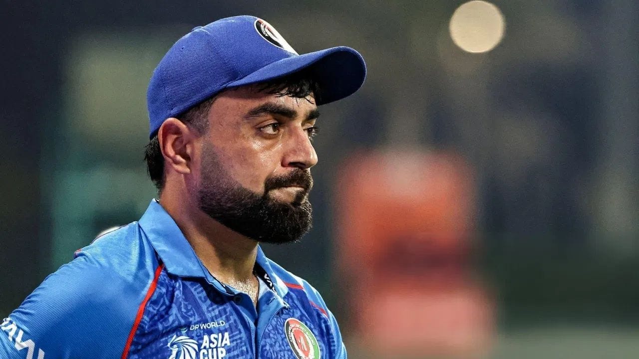 ટી20 ફોર્મેટમાં સૌથી વધુ વિકેટ લેનારા બોલરોની વાત કરીએ તો, રાશિદ ખાન પછી બીજા ક્રમે વેસ્ટ ઈન્ડિઝના પૂર્વ દિગ્ગજ ઓલરાઉન્ડર ડ્વેન બ્રાવોનું નામ આવે છે. બ્રાવોએ આ ફોર્મેટમાં 582 મેચમાં 631 વિકેટ લીધી હતી. ત્યારબાદ બ્રાવોનો સાથી ખેલાડી સુનિલ નરેન આ યાદીમાં ત્રીજા નંબરે છે, જેણે 583 મેચમાં 613 વિકેટ ઝડપી છે. 