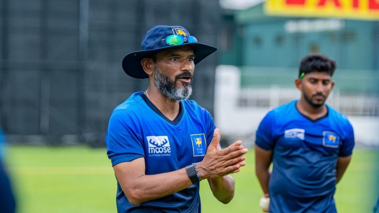 આ જીતથી શ્રીલંકાની ટીમનું મનોબળ ઘણું ઊંચું ગયું છે. સુપર 8 માં પ્રવેશ સાથે હવે ટીમ વધુ મજબૂત દેખાઈ રહી છે. જયસૂર્યાના માર્ગદર્શન અને કોચિંગ સ્ટાફની તૈયારીથી શ્રીલંકાએ સાબિત કર્યું છે કે યોગ્ય વ્યૂહરચના અને ટીમવર્કથી કોઈપણ મોટી ટીમને પરાજિત કરી શકાય છે. (PS: PTI/X)