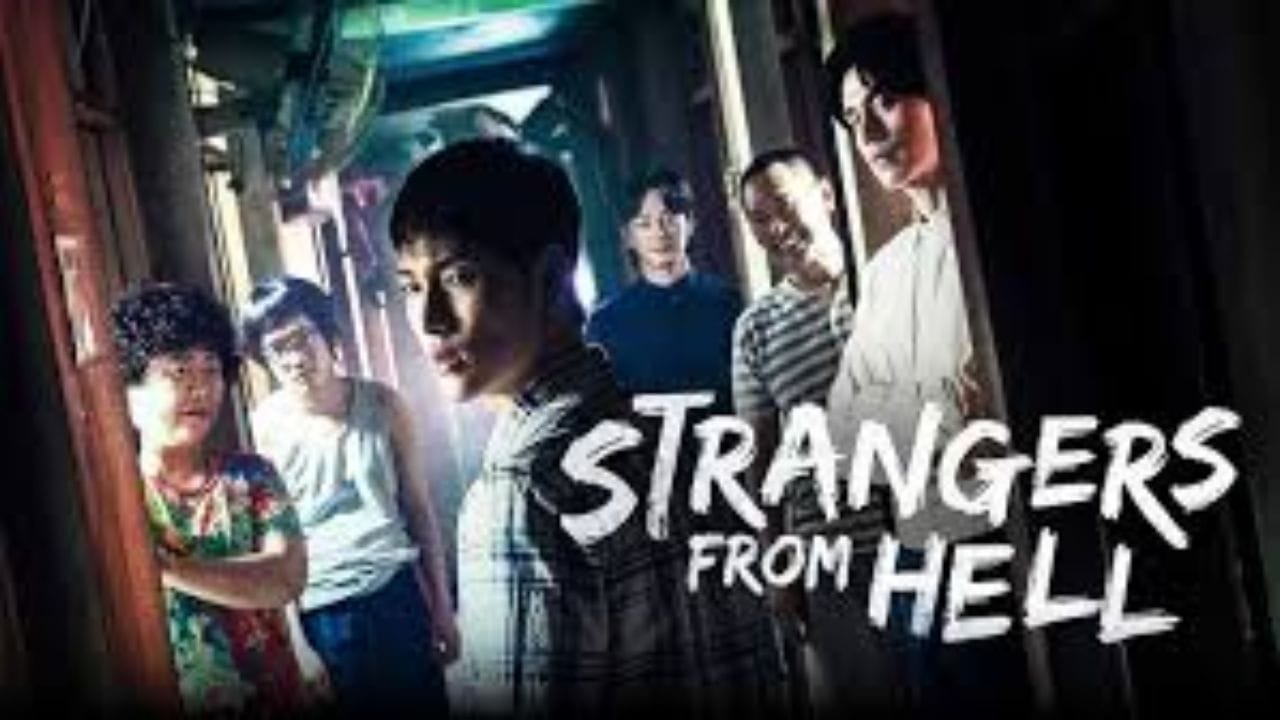 Strangers from Hell – એક યુવાન અજાણી એપાર્ટમેન્ટમાં રહેવા જાય છે જ્યાં તેના પડોશીઓ ભયજનક રહસ્યો છુપાવે છે. સાયકોલોજિકલ થ્રિલર પ્રેમીઓ માટે પરફેક્ટ પસંદગી.
