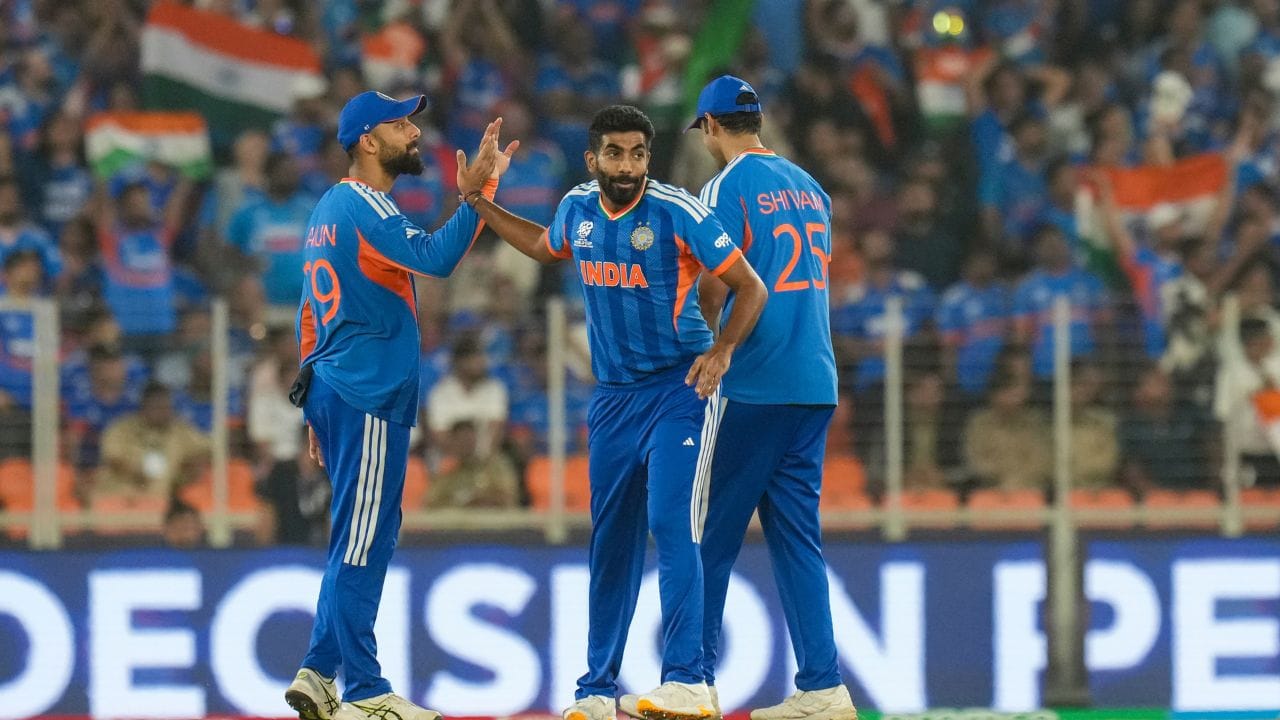 સેમિફાઈનલની રેસમાં રહેવા માટે ભારતીય ટીમે કોઈપણ સંજોગોમાં આ મેચમાં જીત મેળવવી પડશે. 