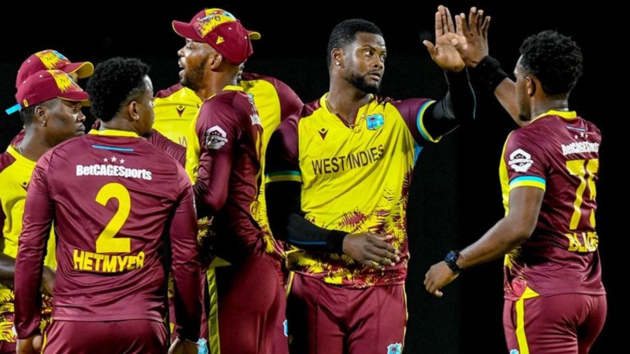 જો ભારત વેસ્ટ ઇન્ડીઝને કોઈપણ માર્જિનથી હરાવે છે, તો તેના 4 પોઇન્ટ હશે અને તે ગ્રુપમાં બીજા સ્થાને રહીને સેમીફાઇનલમાં સ્થાન સુરક્ષિત કરશે. બીજી તરફ, વેસ્ટ ઈન્ડિઝ માટે પણ જીત મહત્વપૂર્ણ છે, કારણ કે હાર અહીં તેમની સફરનો અંત લાવી શકે છે. આ અર્થમાં, આ મેચ ક્વાર્ટર ફાઇનલ જેવી બની ગઈ છે, જેમાં વિજેતા ટીમ અંતિમ ટોચના ચારમાં સ્થાન મેળવશે