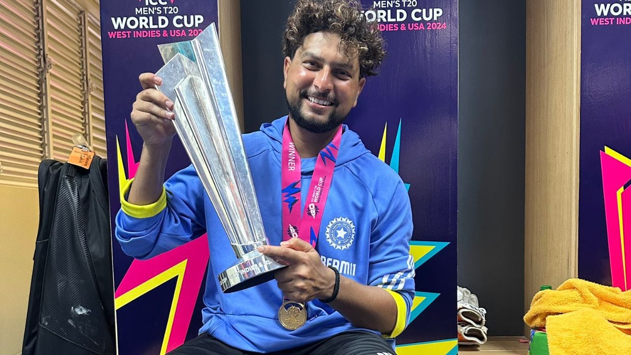 કુલદીપ યાદવ એક ભારતીય આંતરરાષ્ટ્રીય ક્રિકેટર છે. કુલદીપ યાદવનો જન્મ 14 ડિસેમ્બર 1994ના રોજ થયો છે. તેની ઉમર 31 વર્ષ છે.કુલદીપ યાદવે અત્યારસુધી કુલ 51 ટી20 મેચ રમી છે. કુલ 92 વિકેટ લીધી છે. જ્યારે 5 વિકેટ હોલ 2 વખત લીધી છે. તેની બેસ્ટ બોલિગ 5 ઓવરમાં 17 રન છે. કુલ 14 કેચ પકડ્યા છે.