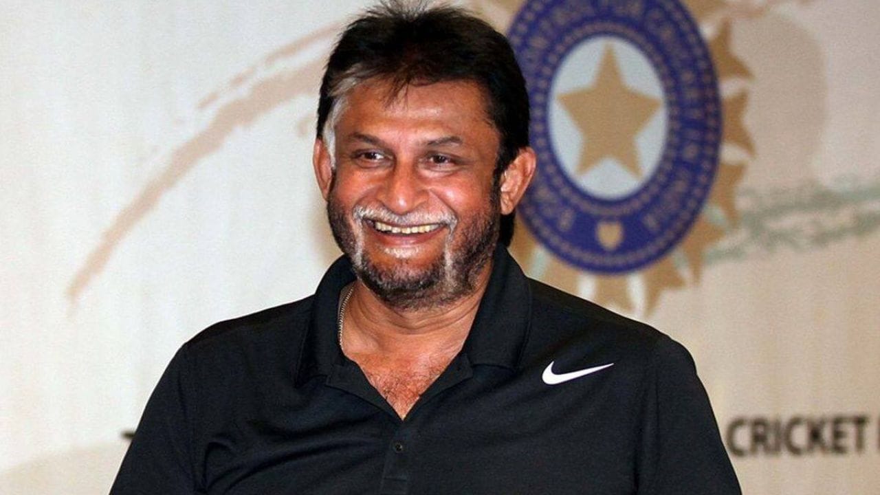 1983 ની જ વિજેતા ટીમના સભ્ય સંદીપ પાટિલ વર્લ્ડ કપ જીતનાર ટીમમાંથી પ્રથમ એવા ખેલાડી હતા જેઓ બાદમાં ટીમ ઈન્ડિયાના હેડ કોચ બન્યા. 1996 માં તેમણે આ પદ સંભાળ્યું હતું. તેમની આક્રમક બેટિંગ શૈલી અને સ્પષ્ટ વિચારોને કારણે તેઓ હંમેશા ચર્ચામાં રહ્યા.(PC: PTI/X)