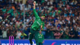 ધોનીએ બદલી નાખ્યું છે પાકિસ્તાનના બોલર ઉસ્માન તારિકનું જીવન