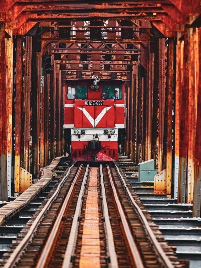 તમે ક્યારેય વિચાર્યું કે NMG ટ્રેન શું છે, તે આટલી અલગ કેમ દેખાય છે?