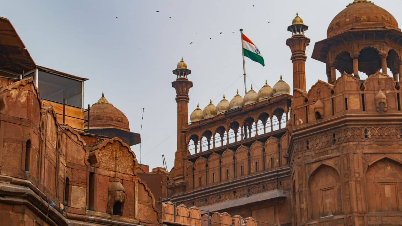 Delhi Terrorist Attack Threat: Delhi પર મોટો ખતરો! લશ્કર‑એ‑તૈયબા કરી રહ્યુ છે Chandani Chowkમાં આતંકી હમલાની સાજિશ, એલર્ટ અપાયુ