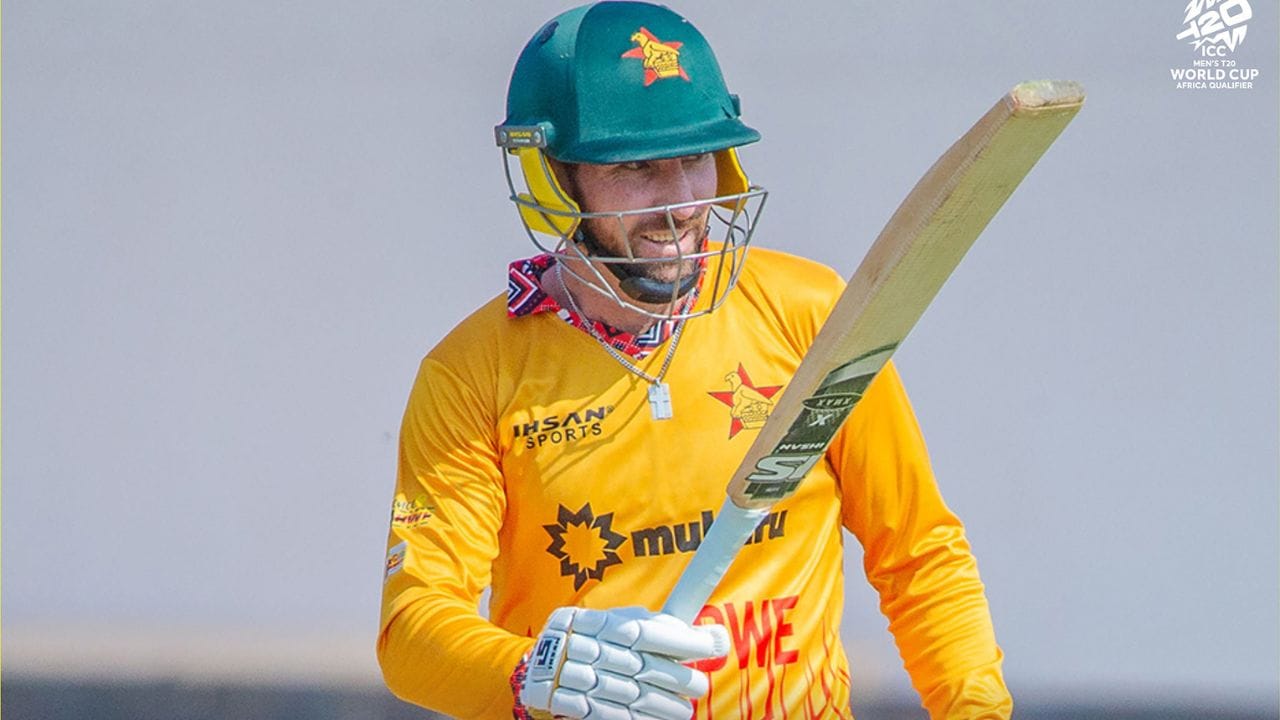 ટી20 વર્લ્ડકપમાં કેટલાક એવા ખેલાડીઓ મેદાનમાં ઉતરશે. જેની ઉંમર 40 વર્ષથી વધારે છે પરંતુ ફિટનેસ અને પ્રદર્શનમાં યંગ ક્રિકેટર્સને ટકકર આપે છે. ઝિમ્બાબ્વેનો અનુભવી વિકેટકીપર-બેટ્સમેન, બ્રેડન ટેલરે ઈન્ટરનેશનલ ક્રિકેટમાં વાપસી કરી છે. વર્લ્ડકપ શરુ થયા પહેલા 6 ફેબ્રુઆરીના રોજ પોતાનો 40મો જન્મદિવસ સેલિબ્રેટ કરશે.ટેલરે અત્યારસુધી 58 ટી20 મેચમાં 1185 રન બનાવ્યા છે. 6 અડધી સદી અને એક સદી ફટકારી છે.