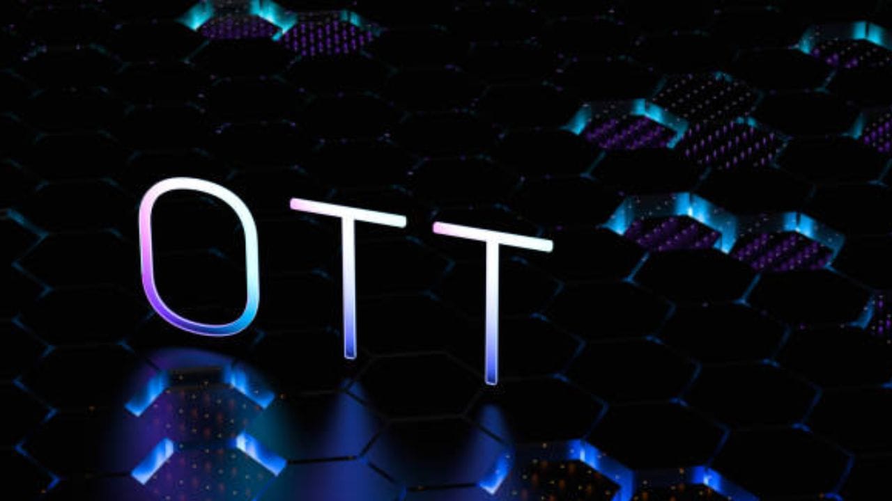 આ રીતે આ અઠવાડિયે ઓટીટી પર અનેક નવી ફિલ્મો અને સિરીઝ આવી છે. વિવિધ વિષયો અને રસપ્રદ કહાનીઓ સાથે આ કન્ટેન્ટ તમારા વીકએન્ડને વધુ મનોરંજક બનાવી શકે છે. (All Images Credit- Social Media)