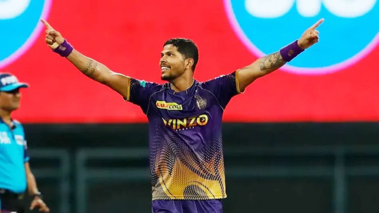 Umesh Yadav: 175ની સ્ટ્રાઇક રેટથી વિરાટ કોહલીએ ઉમેશ યાદવ સામે 96 બોલમાં 7 છગ્ગા અને 19 ચોગ્ગા મારીને 168 રન બનાવ્યા છે. આ માહિતી દ્વારા કહી શકાય કે ફાસ્ટ બોલિંગ સામે વિરાટ કોહલીનું પ્રદર્શન સારું છે. (Photo-BCCI) 