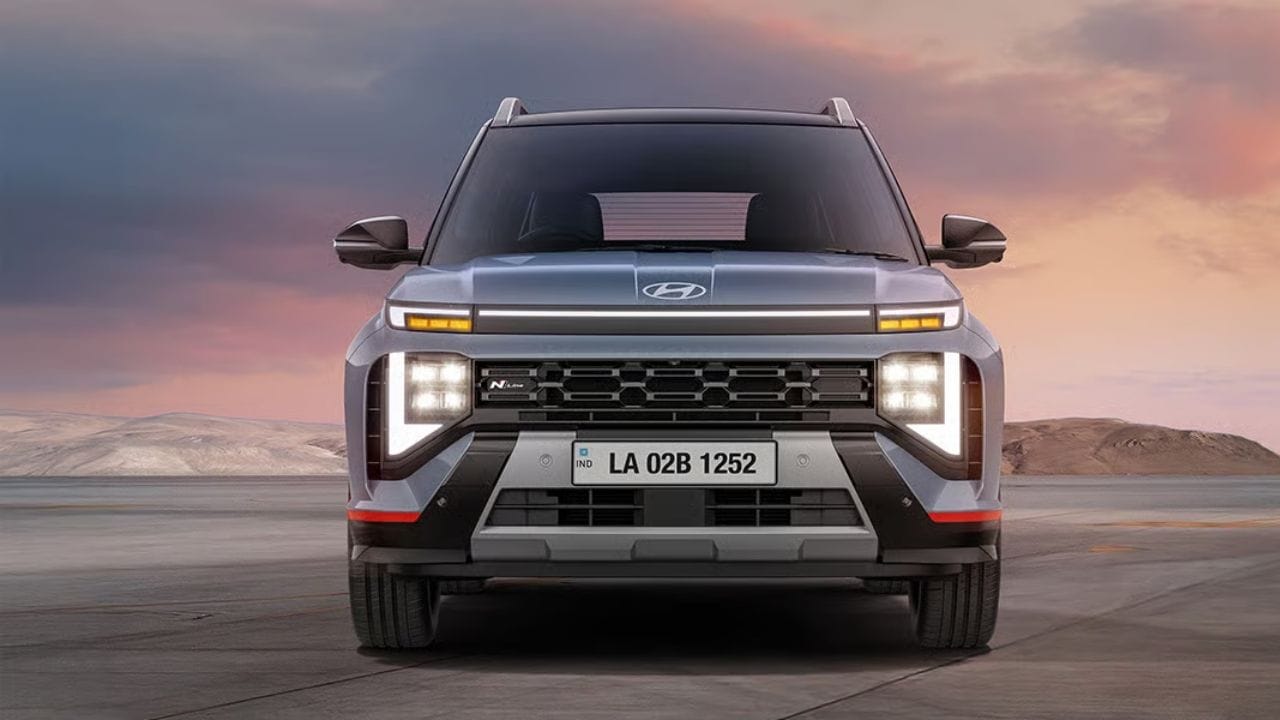 આ SUV એ બાળકોની સુરક્ષા માટે પણ શાનદાર પ્રદર્શન કર્યું છે. ડાયનેમિક ટેસ્ટમાં તેને 24માંથી 24 અને ચાઇલ્ડ રિસ્ટ્રેઇન્ટ સિસ્ટમ (CRS)માં 12માંથી 12 માર્ક્સ મળ્યા છે. ખાસ કરીને નાના બાળકો માટે આ કાર લગભગ પરફેક્ટ સુરક્ષા આપે છે, જેથી ફેમિલી માટે આ એક શ્રેષ્ઠ વિકલ્પ બની શકે છે.