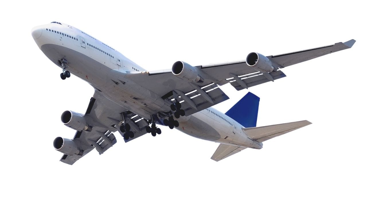 સામાન્ય રીતે, એક નાનું પક્ષી સીધું વિસ્ફોટ સર્જી દે તેવું દુર્લભ છે. પરંતુ જો કોઈ ગંભીર તકનીકી ખામી, બળતણ લીક અથવા અન્ય પરિસ્થિતિ જોડાય તો જોખમ વધી શકે છે. તેથી વિમાનના બળતણ સંગ્રહ વિભાગને સૌથી સંવેદનશીલ ભાગોમાંથી એક માનવામાં આવે છે. આ રીતે, વિમાનની પાંખોમાં આવેલી વિંગ ટેન્ક ઉડાન માટે ખૂબ જ મહત્વપૂર્ણ છે અને તેની સુરક્ષા માટે વિશેષ કાળજી લેવામાં આવે છે.