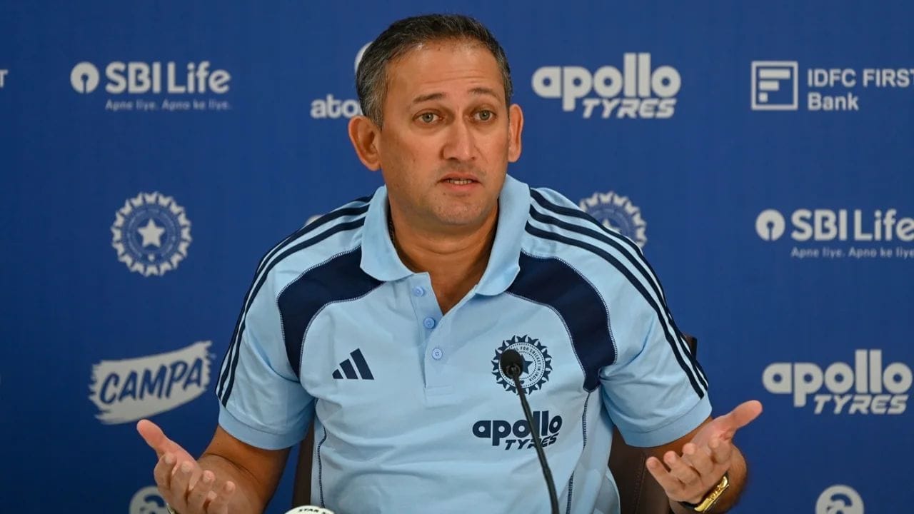 અજિત અગરકર 4 જુલાઈ 2023ના રોજ ટીમ ઈન્ડિયાના મુખ્ય પસંદગીકાર બન્યા હતા. તેમના કાર્યકાળ દરમિયાન તેમણે અનેક મહત્વપૂર્ણ અને બોલ્ડ નિર્ણયો લીધા, જેના કારણે ભારતીય ટીમને ખાસ કરીને વ્હાઇટ બોલ ક્રિકેટમાં મોટી સફળતા મળી. તેમના કાર્યકાળમાં ભારતે ત્રણ ICC ટુર્નામેન્ટ જીત્યા છે.