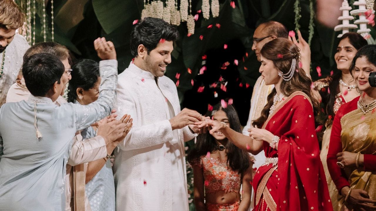 અલ્લુ શિરીષ અને નયનિકા રેડ્ડી 6 માર્ચ, 2026 ના રોજ લગ્નના બંધનમાં બંધાયા છે.