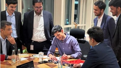 RCBના નવા માલિક આર્યમાન બિરલા છે. પરંતુ શું તમે જાણો છો કે 28 વર્ષીય આર્યમાન પોતે ભૂતપૂર્વ ક્રિકેટર હતો? RCBના માલિક બનતા પહેલા તેણે IPLમાં ઘરેલુ ક્રિકેટ પણ રમી હતી. જોકે, તેની ક્રિકેટ કારકિર્દી માત્ર 22 વર્ષની ઉંમરે સમાપ્ત થઈ ગઈ. 