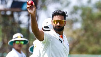 આ સિઝનમાં રણજી ટ્રોફીમાં આકિબ નબીએ સૌથી વધુ 60 વિકેટ લીધી હતી. આ પ્રદર્શન બાદ, તેને ટીમ ઈન્ડિયામાં સામેલ કરવાની ચર્ચા થઈ રહી છે. આ દરમિયાન, બીસીસીઆઈ સેક્રેટરીએ આકિબ નબી પર એક મહત્વપૂર્ણ નિવેદન આપ્યું છે.