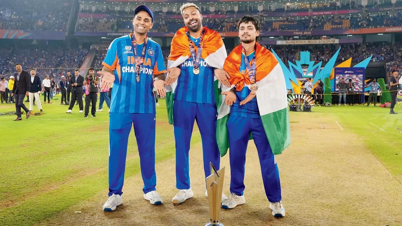 જો રિપોર્ટ સાચો હશે, તો BCCI 30 ભારતીય ખેલાડીઓની પસંદગી કરશે. આમાંથી 15 ખેલાડીઓ એશિયન ગેમ્સમાં ગોલ્ડ મેડલ જીતવાનો પ્રયાસ કરશે, જ્યારે બાકીના 15 ખેલાડીઓ વેસ્ટ ઈન્ડિઝ સામેની વનડે શ્રેણીમાં રમશે. 