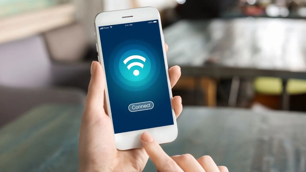  જો તમારો ફોન તમારા ઘર અથવા ઓફિસ Wi-Fi સાથે જોડાયેલ હોય અને તમે તેનો ઉપયોગ ન કરતા હોવ, તો બેટરીનો વપરાશ નહિવત છે. (ફોટો ક્રેડિટ- સોશિયલ મીડિયા)