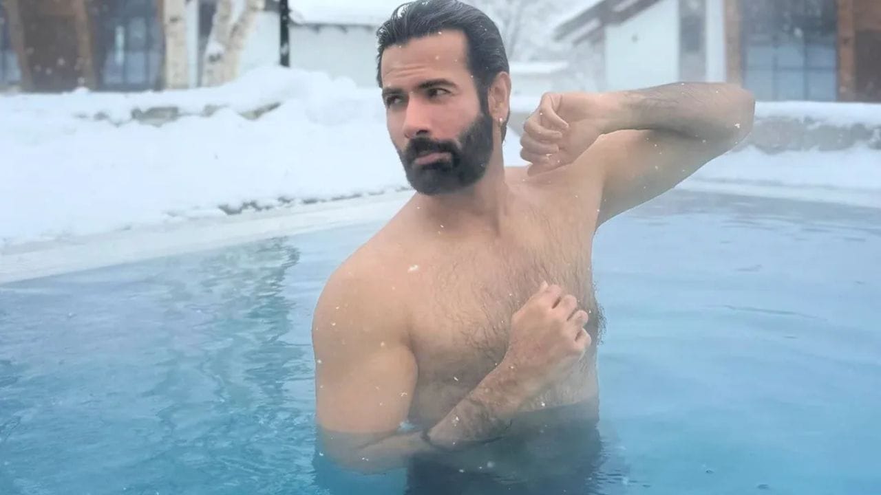 દાનિશ પાંડોરનો જન્મ 22 ડિસેમ્બર 1987 રોજ થયો છે. તે એક ભારતીય અભિનેતા અને ભૂતપૂર્વ મોડેલ છે જે હિન્દી ફિલ્મો અને ટેલિવિઝનમાં કામ કરે છે.