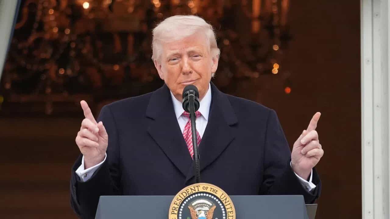 Breaking News : ડોનાલ્ડ ટ્રમ્પનો મિત્ર રાષ્ટ્ર માટે નવો ફતવો ! જો હોર્મુઝમાંથી ઈંધણ જોઈતુ હોય તો ઈરાન સામે લડો અથવા અમારી પાસેથી ખરીદો